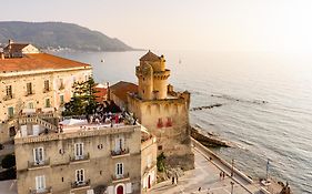 Torre Perrotti - Le suite