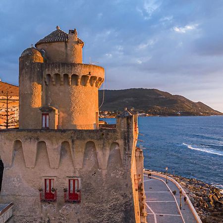 Torre Perrotti - Le Suite Santa Maria di Castellabate Esterno foto