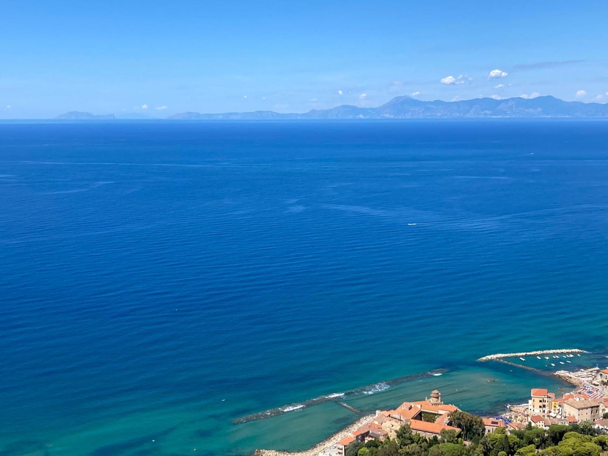 Torre Perrotti - Le Suite Santa Maria di Castellabate Esterno foto