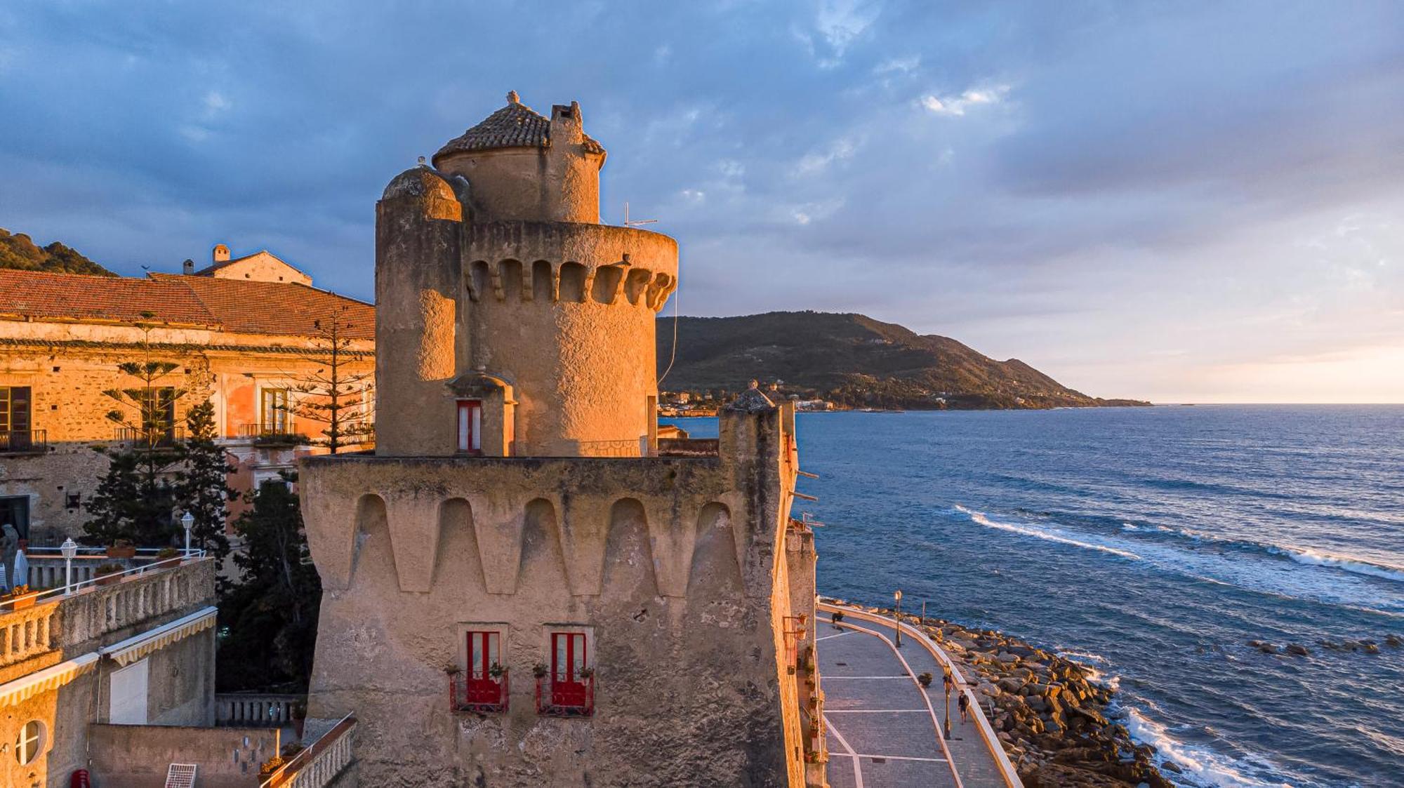Torre Perrotti - Le Suite Santa Maria di Castellabate Esterno foto