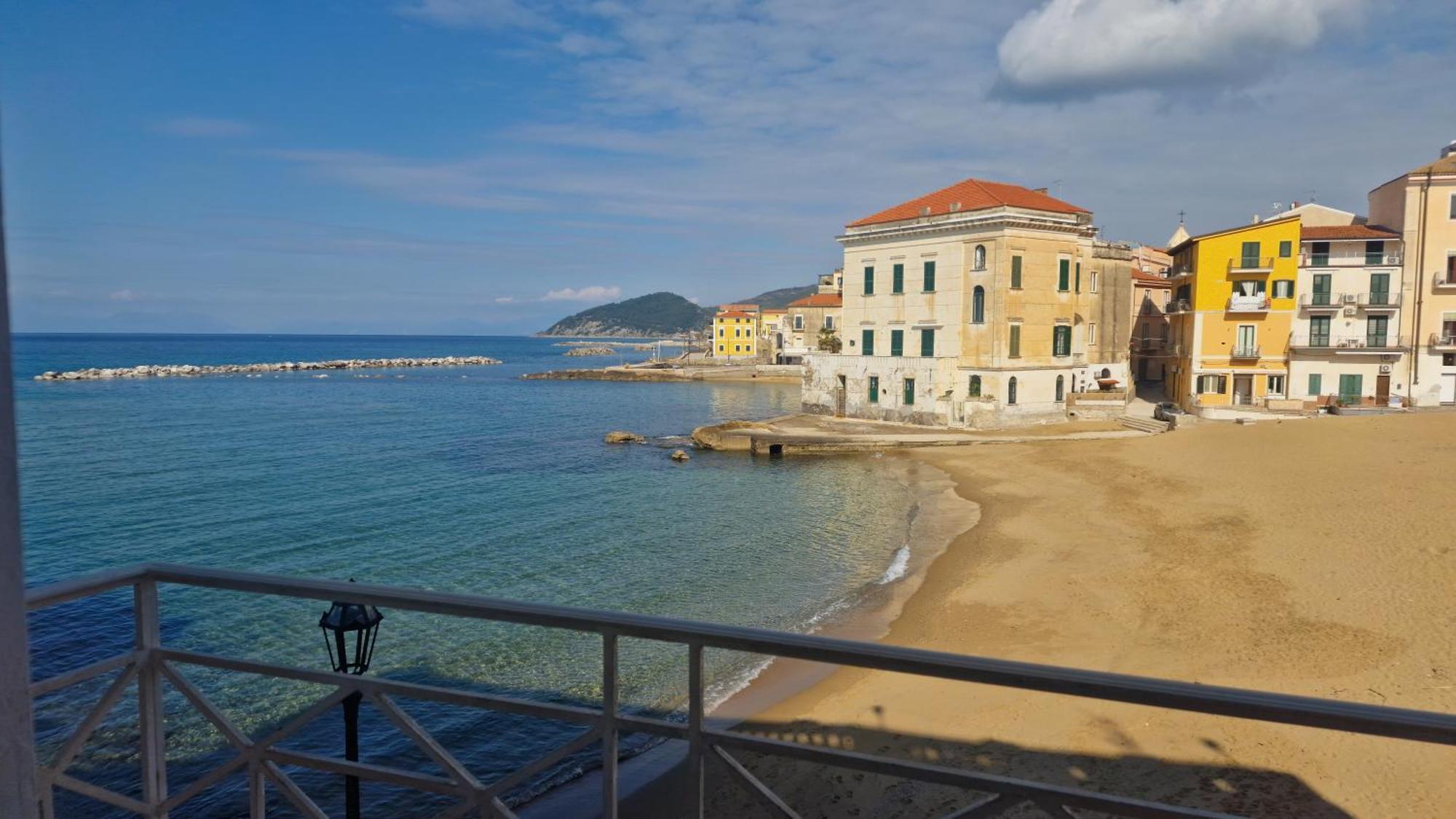 Torre Perrotti - Le Suite Santa Maria di Castellabate Esterno foto